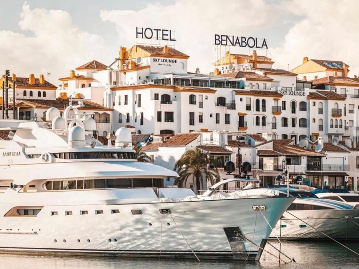 Vacation Marbella I Top 1 Puerto Banus Sea Front Rental, Renovated Buitenkant foto